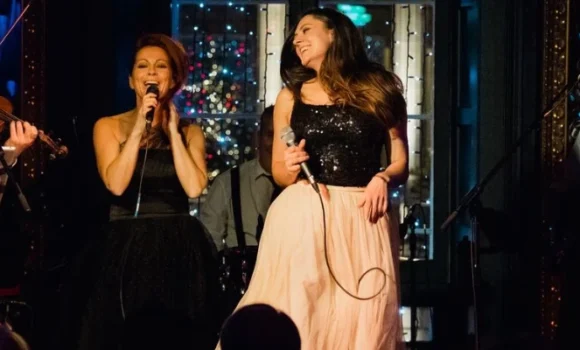 Corra - Edinburgh Wedding & ceilidh band