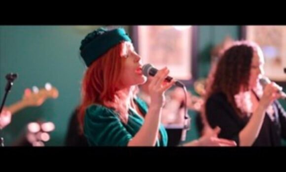 Corra Wedding & Ceilidh Band Fife