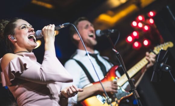 Stu and Stace - George St Showcase - Corra Edinburgh Wedding Band